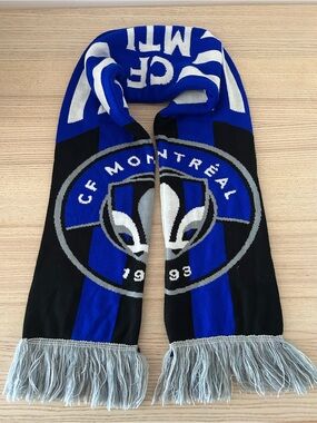 CF Montreal soccer scarf